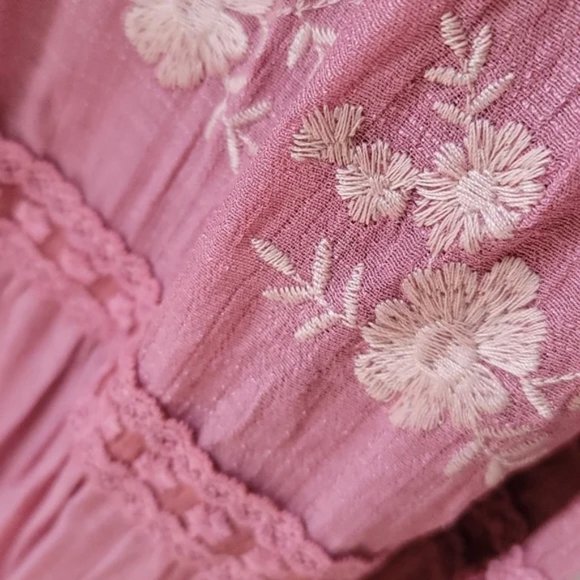 Ladies Pink Floral Embroidered Tiered Maxi Dress - FINAL CLEARANCE - Picture 10 of 12